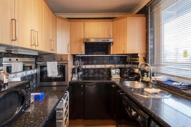 1 Bedroom Flat Close To With Free Parking Arrangement